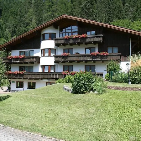Ferienwohnung Haus Montana Elbigenalp Exterior foto